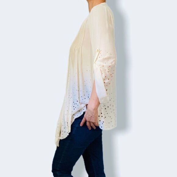 NEW ELIZABETH AND JAMES 100% Silk Pleated Top - Picture 2 of 8